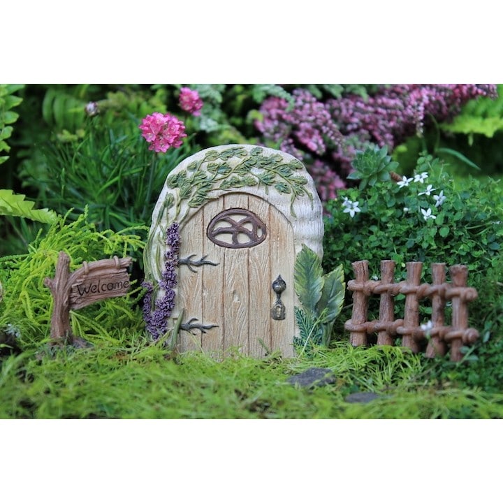 miniature garden entrance way