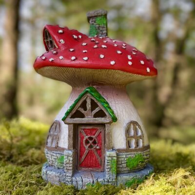 toadsttol fairy house